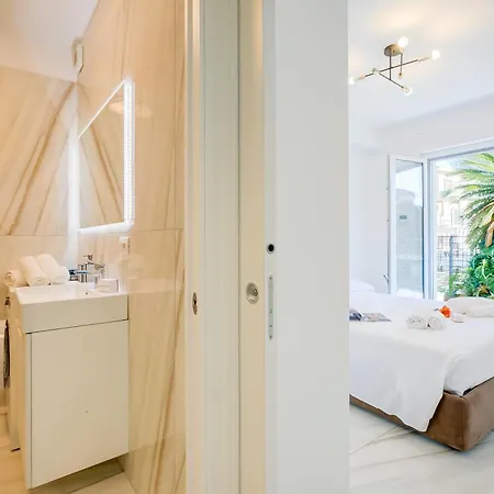Apartment Beachy Vibes- 900m From The - Happy
